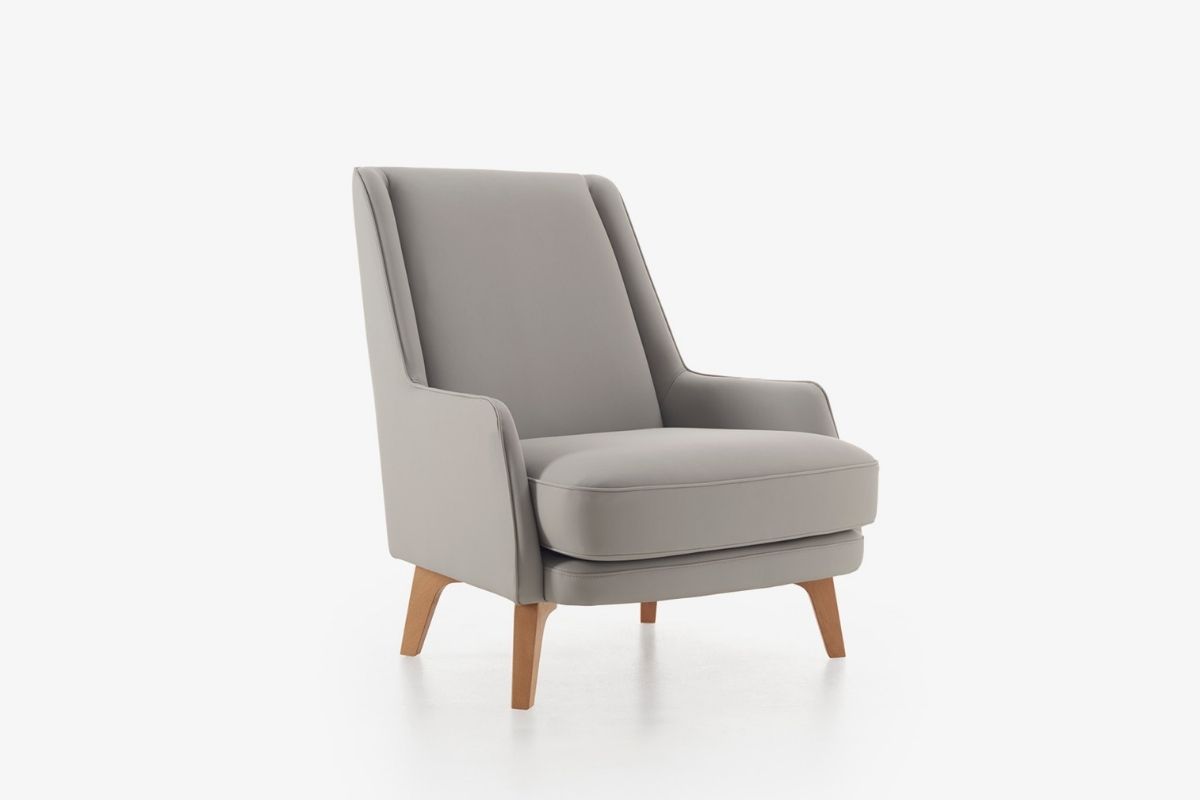 BLOM swivel armchair with wooden base - Furniture Beltá Frajumar