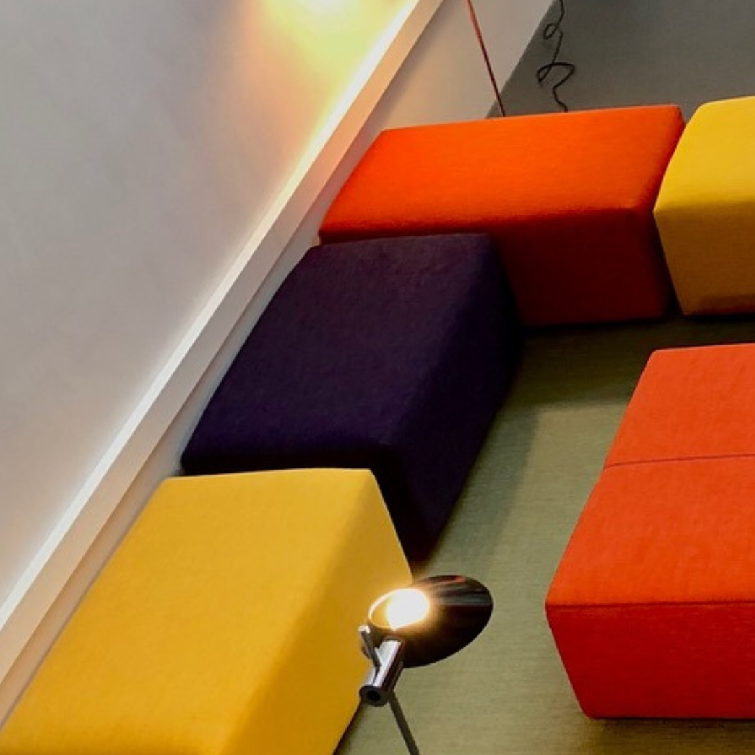 CUBE Liso puff L - Mobiliario Beltá Frajumar