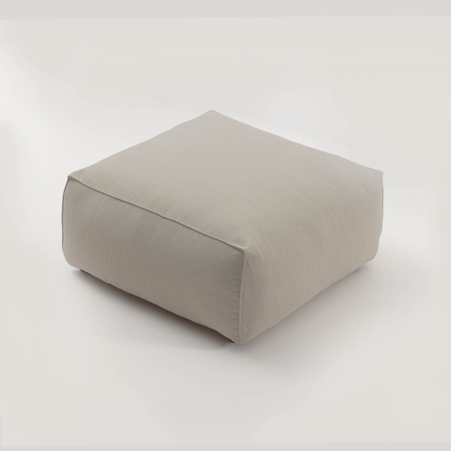 CUBE puff suave L - Mobiliario Beltá Frajumar