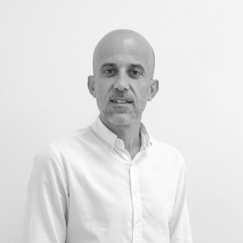 Diseñador Robert Ortega - Beltá Frajumar