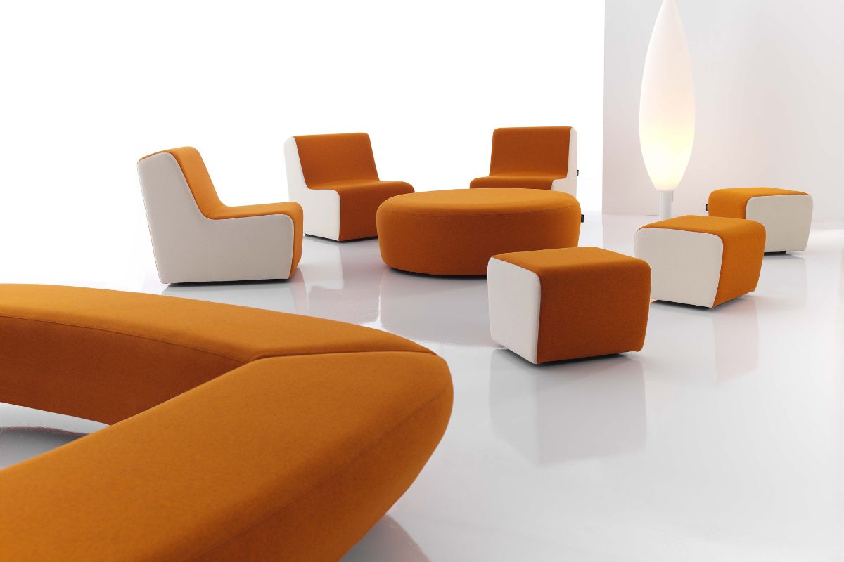 LIVE sofá, butaca, puff - Mobiliario Contract Hospitality Belta Frajumar