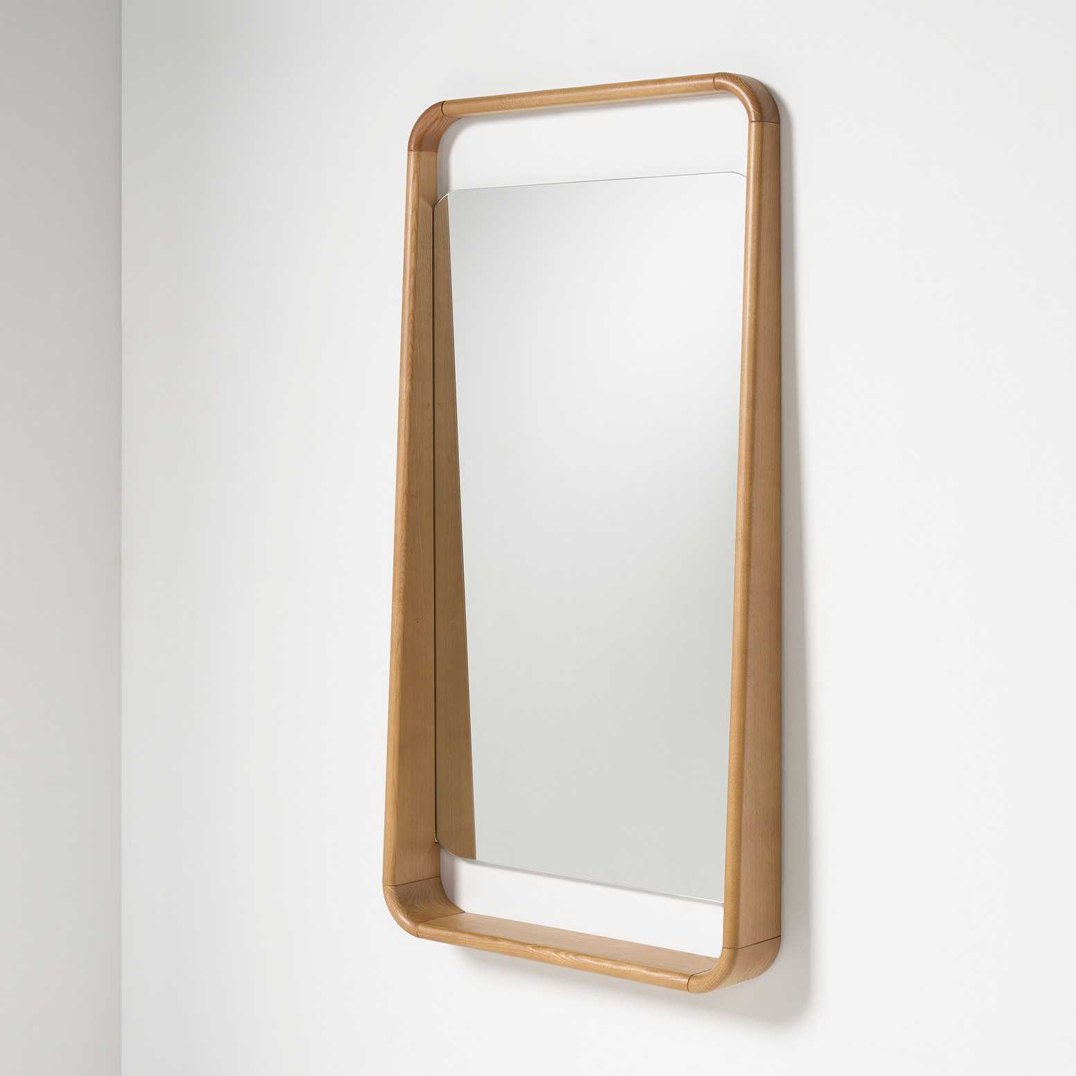 SKON XL espejo - Mobiliario Beltá Frajumar