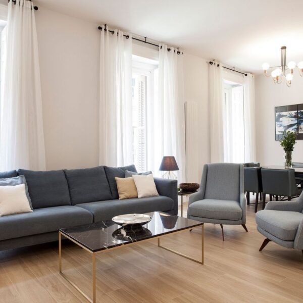 SLIM sofá, GIB mesa, BLOM butaca