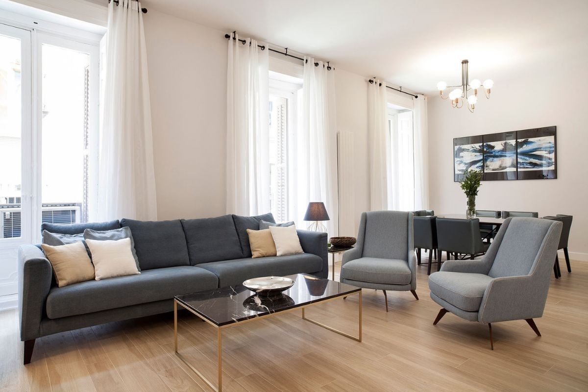 SLIM sofá, GIB mesa, BLOM butaca