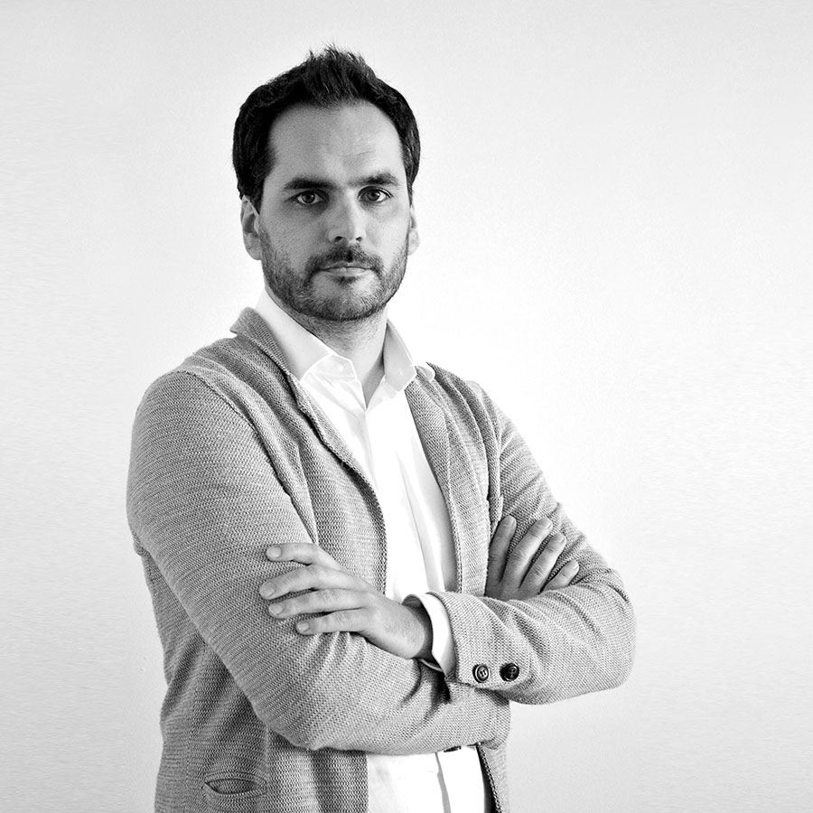 Diseñador Javier Herrero - Beltá Frajumar